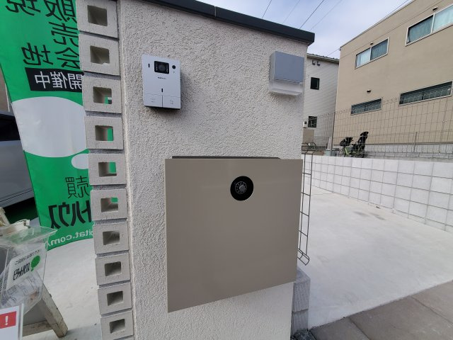 【その他】 | 高井戸西2丁目　新築戸建　B号棟 | 駅徒歩６分の制震ダンパー搭載住宅♪♪道路を挟んで向かい側には生産緑地が広がり、解放感に恵まれた立地環境！一階リビング、水廻りワンフロア集約設計の新築戸建、完成済です♪