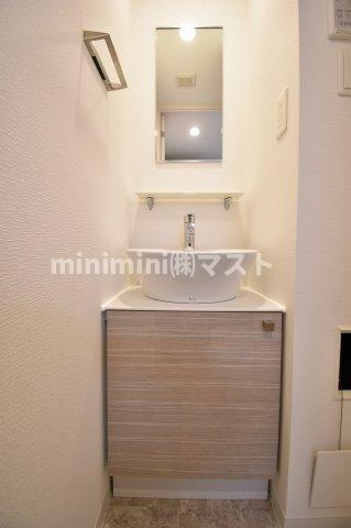 エスリード大阪城PREMIERの洗面所