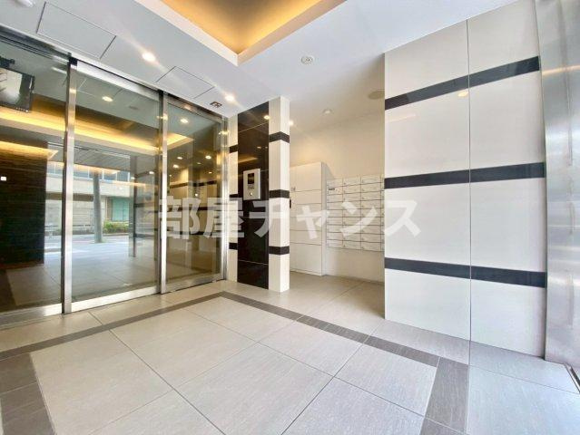 エスリード金山リュクスのエントランス