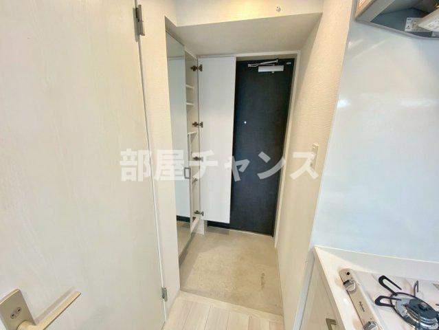 エスリード金山リュクスの玄関