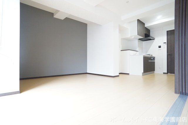 熊本市東区長嶺南２丁目の賃貸マンションの居間・リビング