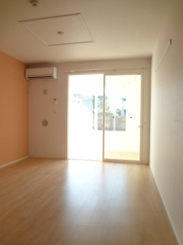 フルール・ソレイユ　Ⅱの居間・リビング