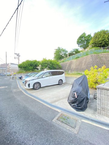 PastoralCourtSenriの駐車場