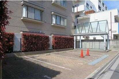 【駐車場】 | カステーオ目黒原町