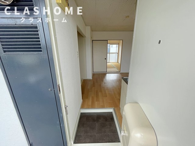 レスト北新川　Ｂ棟の玄関|同物件の別部屋になります。