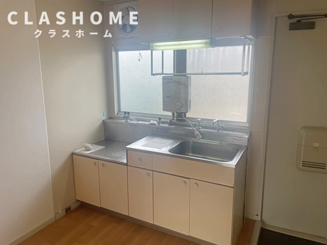 レスト北新川　Ｂ棟のキッチン|同物件の別部屋になります。