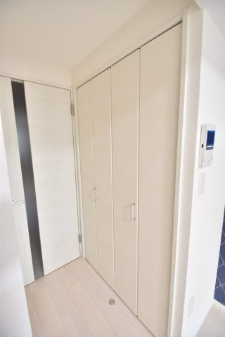 大阪市都島区片町２丁目の賃貸マンションの収納