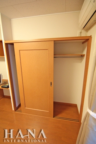 レオパレス光の収納