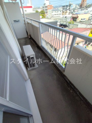 【バルコニー】 | サンシャトレ神ノ輪 | 別部屋写真です。