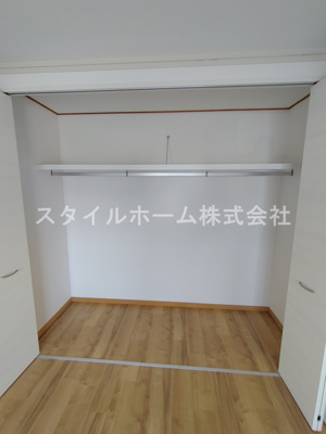【収納】 | サンシャトレ神ノ輪 | 別部屋写真です。