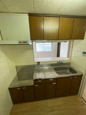 小林マンションのキッチン|別部屋写真