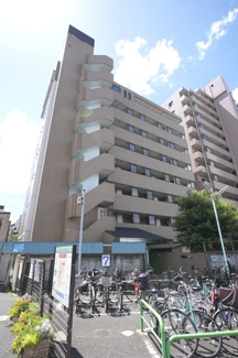 【外観】 | 駅周辺はスーパーやコンビニ、飲食店充実(^^)/
