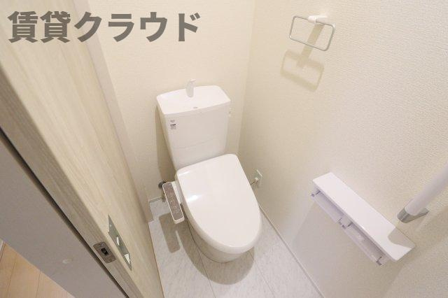 リーブルファイン大森台のトイレ|落ち着いた色調のトイレです