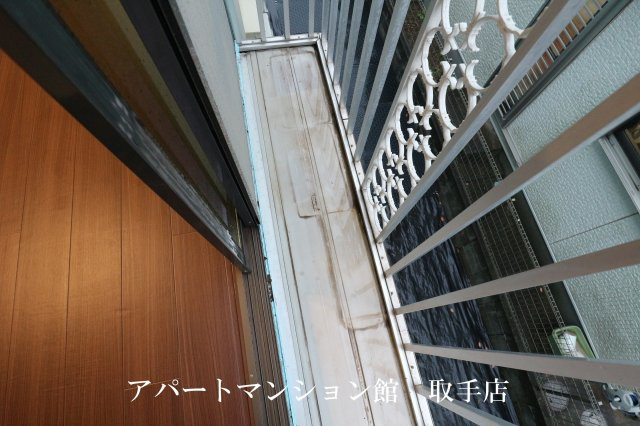 ジュネスのバルコニー