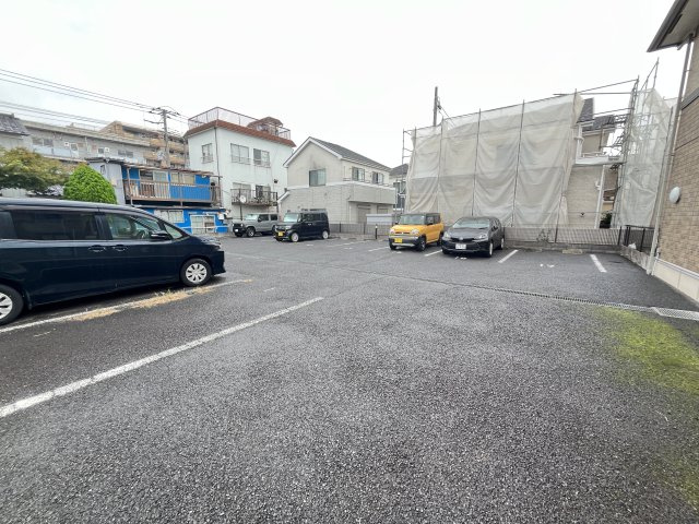 グリーンヒル　Ｂの駐車場