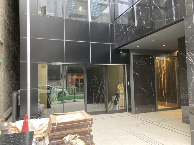 大阪市中央区宗右衛門町の店舗事務所の外観