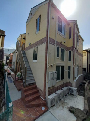 【玄関】 | ユナイト横浜シーバーズストリート