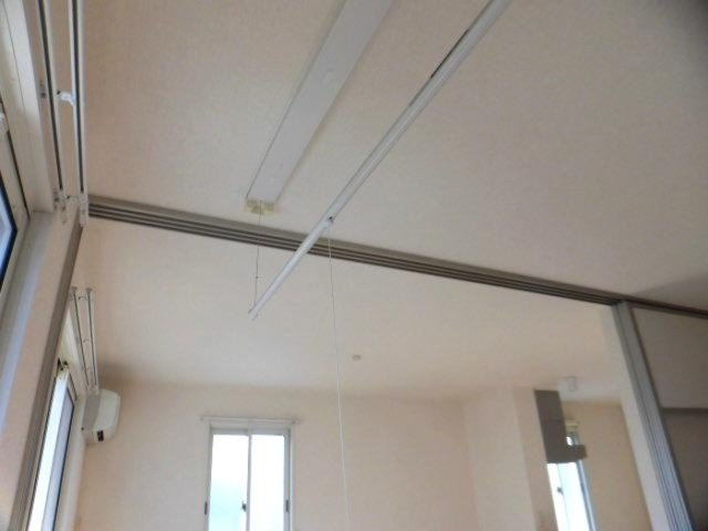 ハッピネスTAKAO|103 室内物干し・エアコン