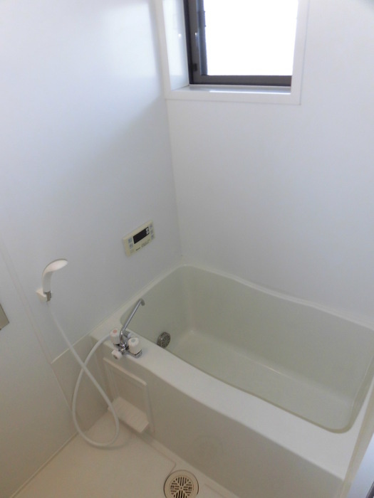 グランシャリオⅡ番館|201 浴室