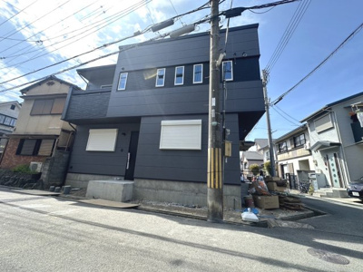 【外観】 | 鶏冠井町草田　新築戸建 | 完成しました♪
阪急京都線西向日駅徒歩7分の好立地です♪