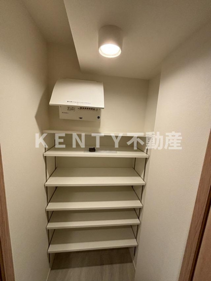 【収納】 | Ｊ．ＧＲＡＮ　Ｃｏｕｒｔ　品川西大井ＥＡＳＴ | 収納のためのスペースです