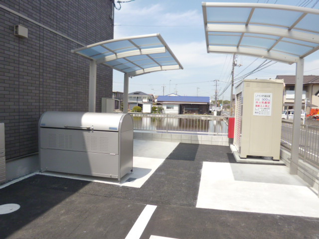 ひまわりＧのその他共用部分|敷地内ゴミST・駐輪場