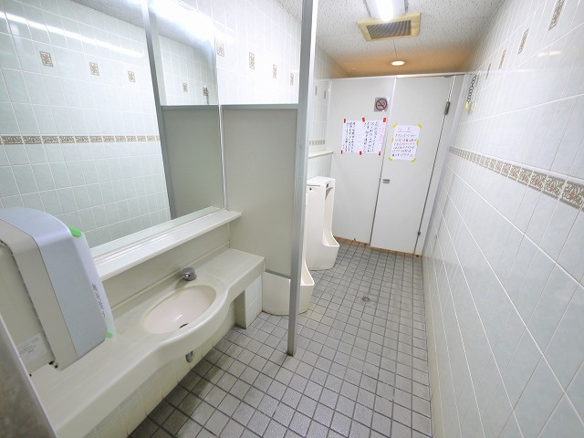 天理ビルのトイレ|共有のトイレ