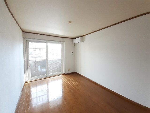 ノ－ヴァ　グランＡの居間・リビング|居室・リビング