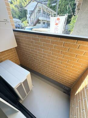 熊本市中央区壺川１丁目のアパートのバルコニー