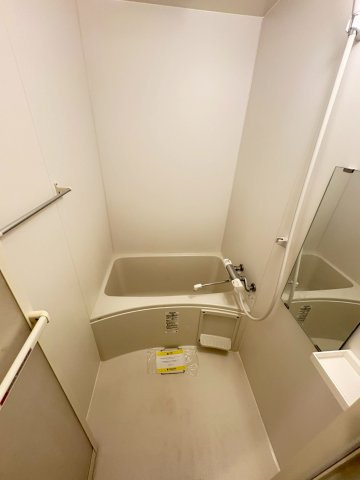 南正雀戸建の浴室