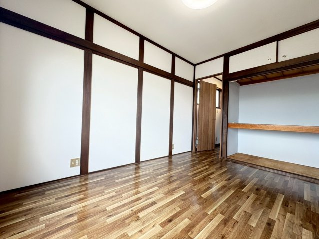 南正雀戸建の洋室