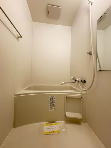 南正雀戸建の浴室