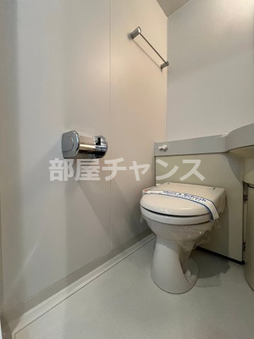 レジディア鶴舞のトイレ|ゆったりとした空間のトイレです