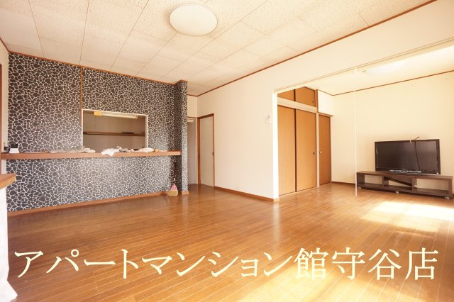 守谷市大木戸建の居間・リビング