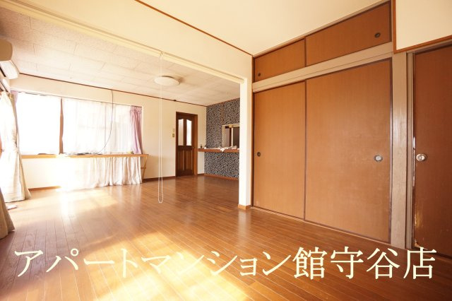守谷市大木戸建の居間・リビング