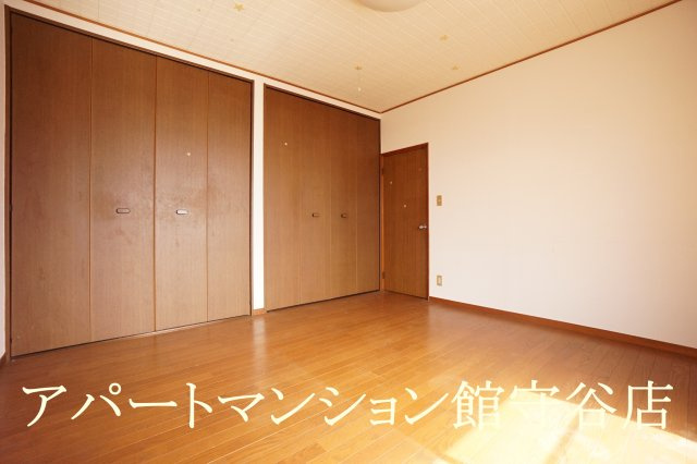 守谷市大木戸建の洋室