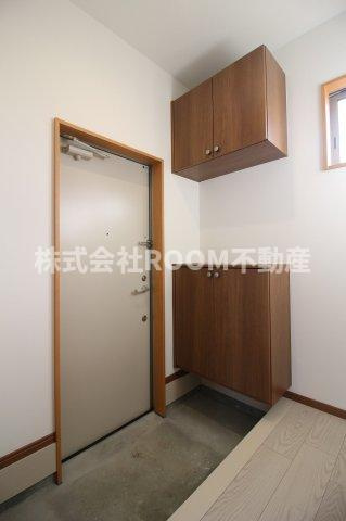 Ｃｉｍｅ(蓑原）の玄関|明るい玄関です