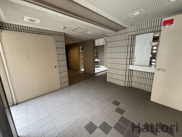 エクセレント宝塚のエントランス