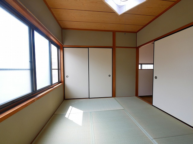 山岡貸家の和室