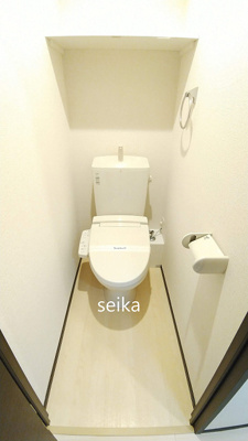 【トイレ】 | うれし荘 | 同タイプ室内※参考写真　バストイレ別。温水洗浄便座付き