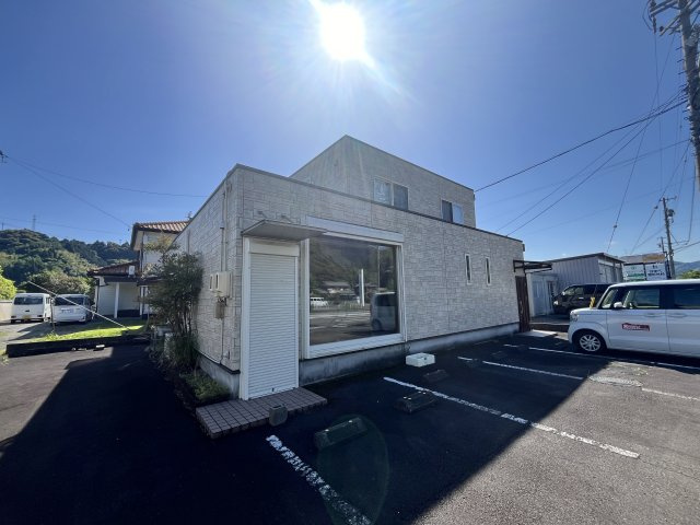 上藪田貸店舗の外観