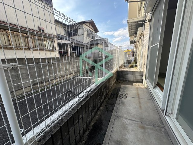 パセオ構のバルコニー