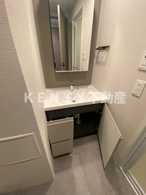 【洗面所】 | Ｊ．ＧＲＡＮ　Ｃｏｕｒｔ　品川西大井ＷＥＳＴ | 使いやすい洗面所です