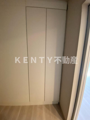 【収納】 | Ｊ．ＧＲＡＮ　Ｃｏｕｒｔ　品川西大井ＷＥＳＴ | 便利な収納スペースです