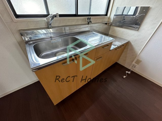 姫路市飾磨区中野田２丁目のハイツのキッチン