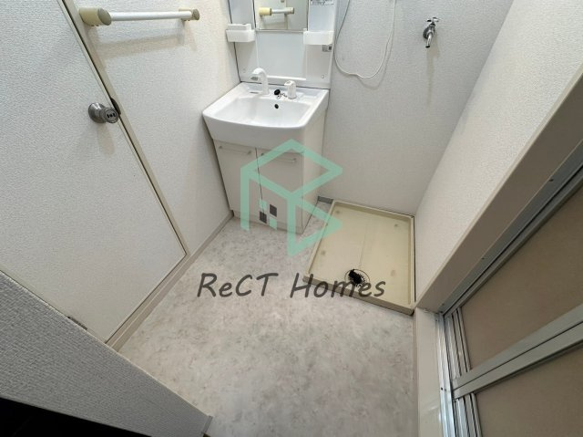 姫路市飾磨区中野田２丁目のハイツの洗面所