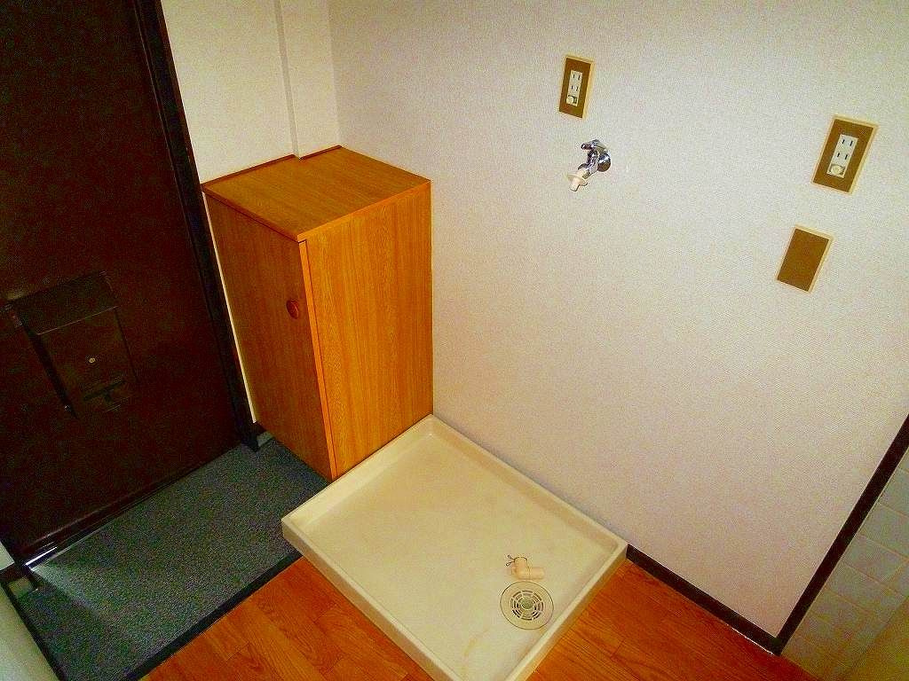 サンライフ前田の玄関
