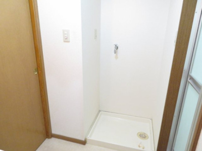 【設備】 | アドヴァンスB | 洗濯機置き場