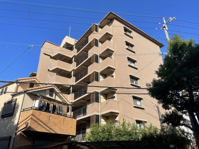 ファミールの外観