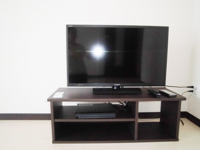 【居間・リビング】 | レオネクストブエノエスパシオ | 液晶テレビ付き